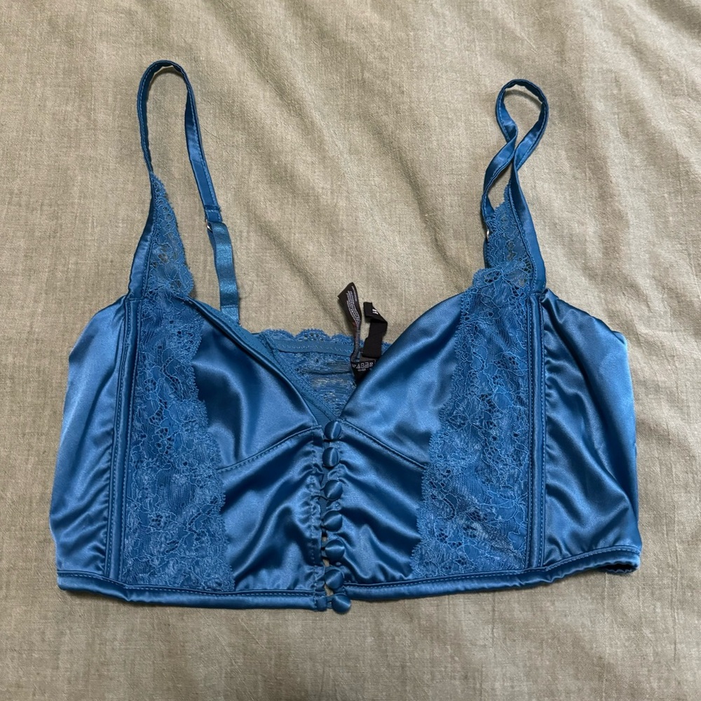 Out From Under Houdini Button-Front Longline Bra - image 4